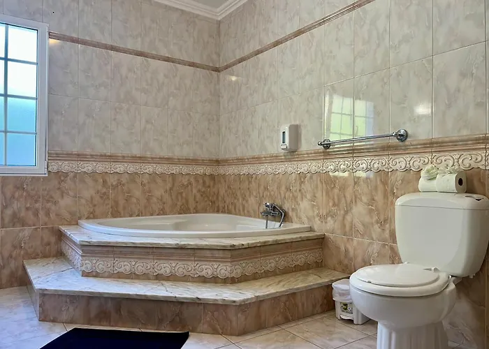 Casa Caloura Lotus Deluxe &