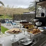 Casa Caloura Lotus Deluxe & Daire Lagoa (Azores)
