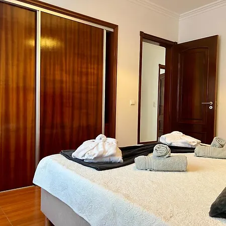 Casa Caloura Lotus Deluxe & Daire