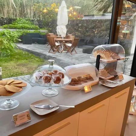 Casa Caloura Lotus Deluxe & Apartamento