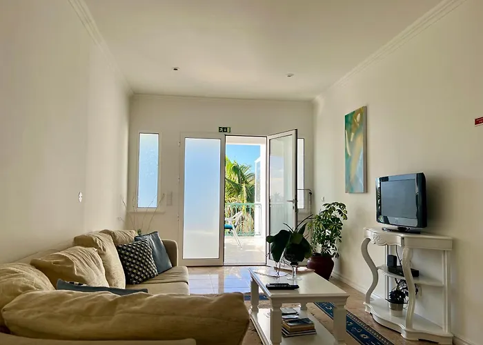 Casa Caloura Lotus Deluxe & *