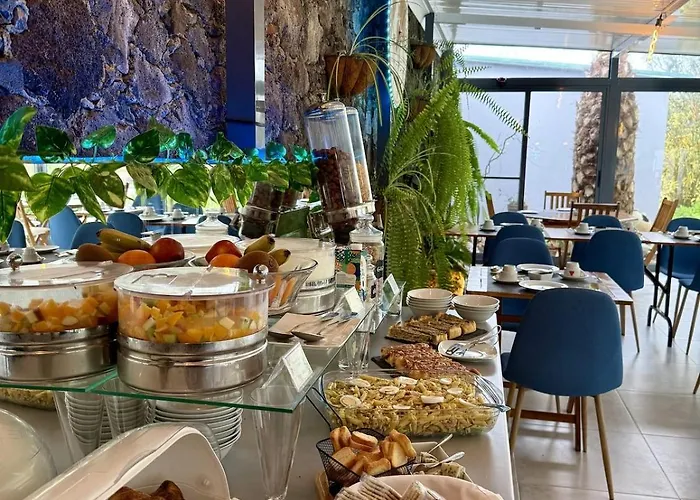 Casa Caloura Lotus Deluxe & Apartamento Lagoa (Azores)